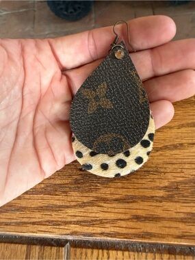 Faux Leather Teardrop Layered Earrings in Brown and Cream